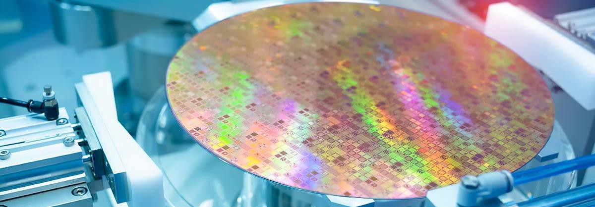 Wafer-level precision cleaning Wafer-level precision cleaning